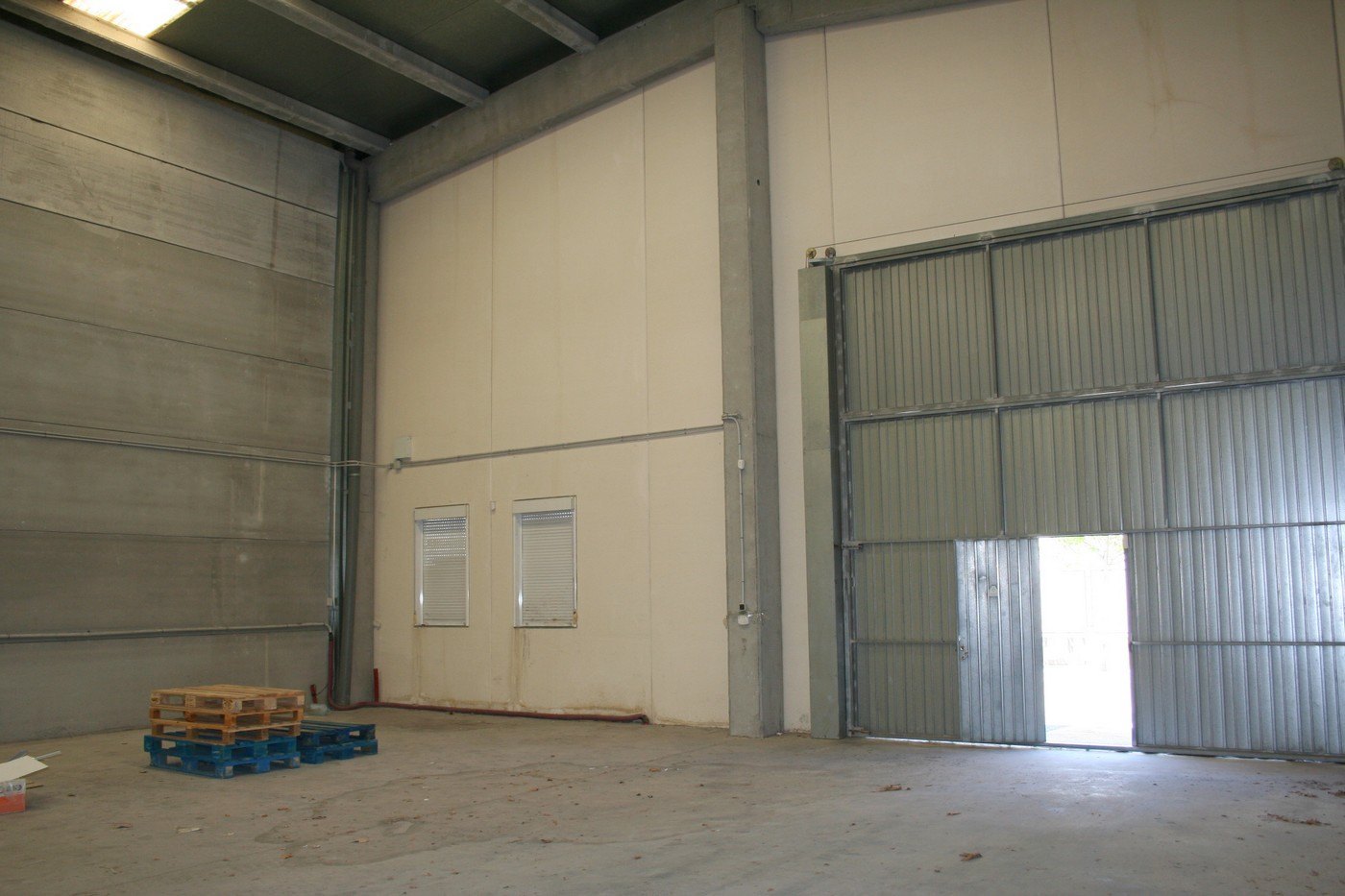 Nave comercial en venta