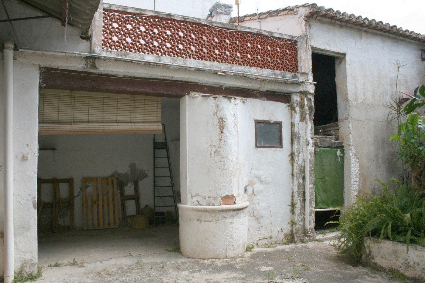 Magnificent Town House of three floors in Pedreguer