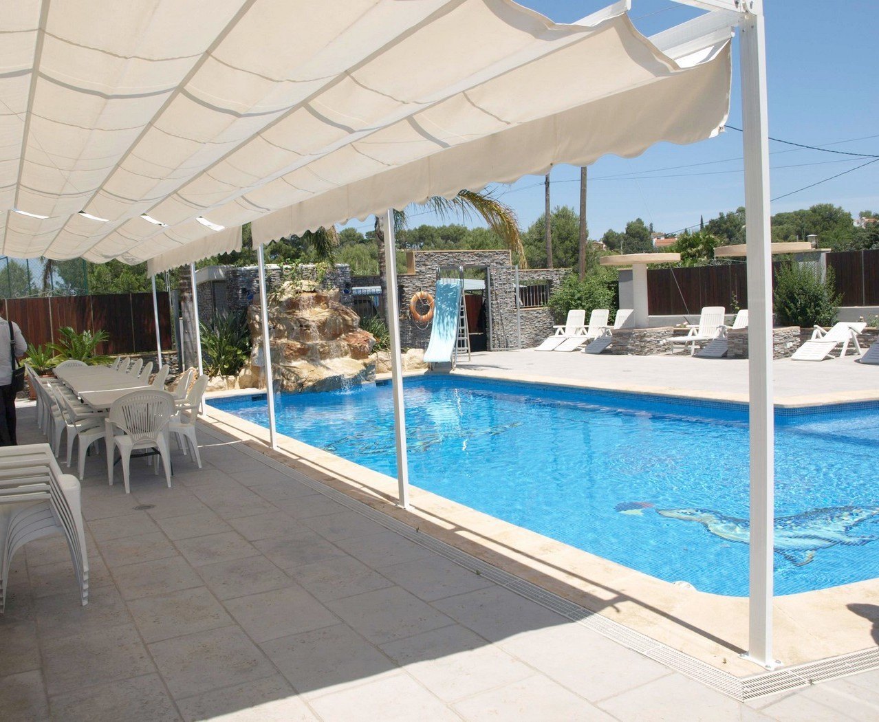 Magnífica villa + 2 adosados en Denia