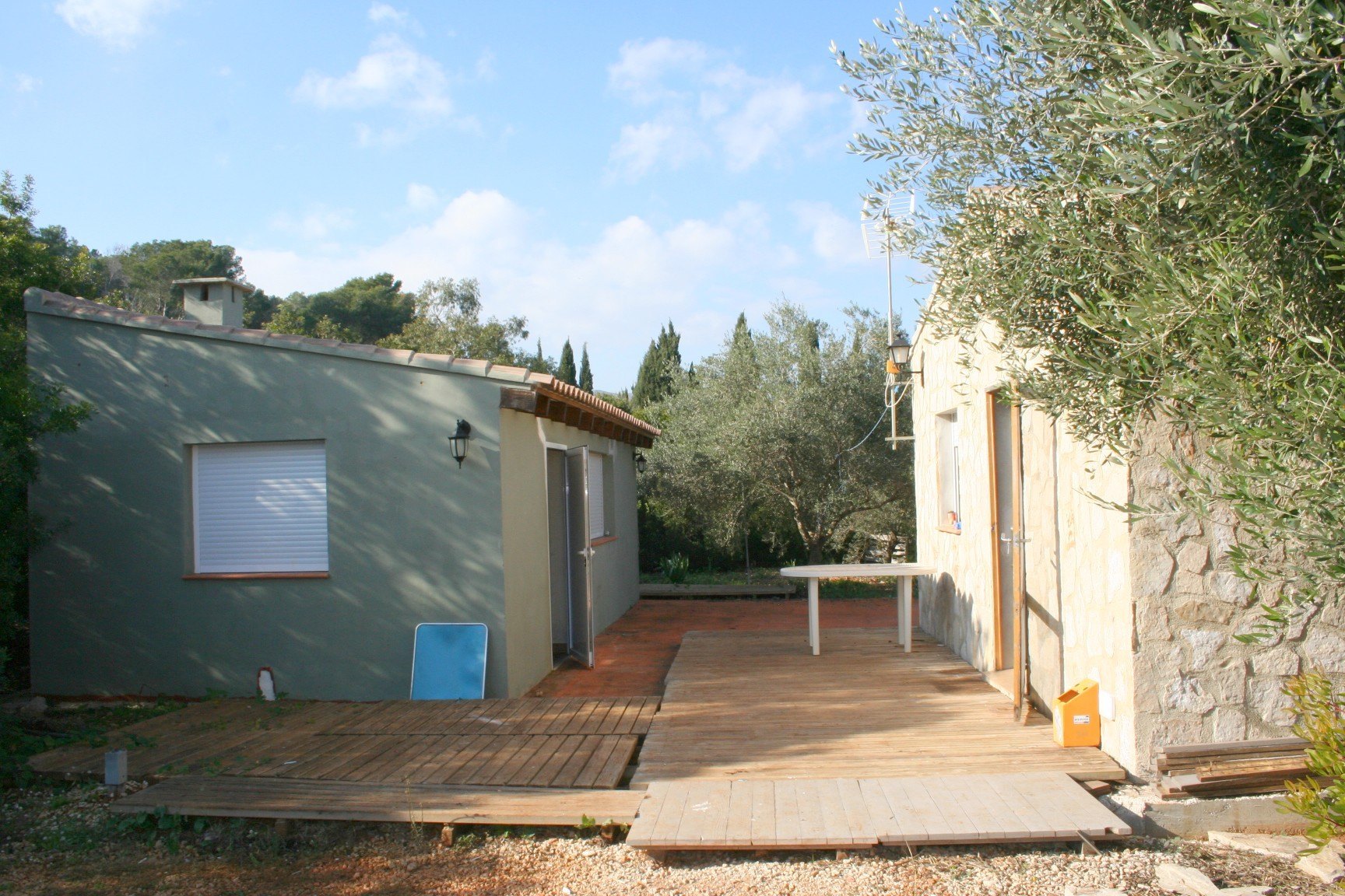 Terreno rústico de 11000 m2 con casita en Pedreguer