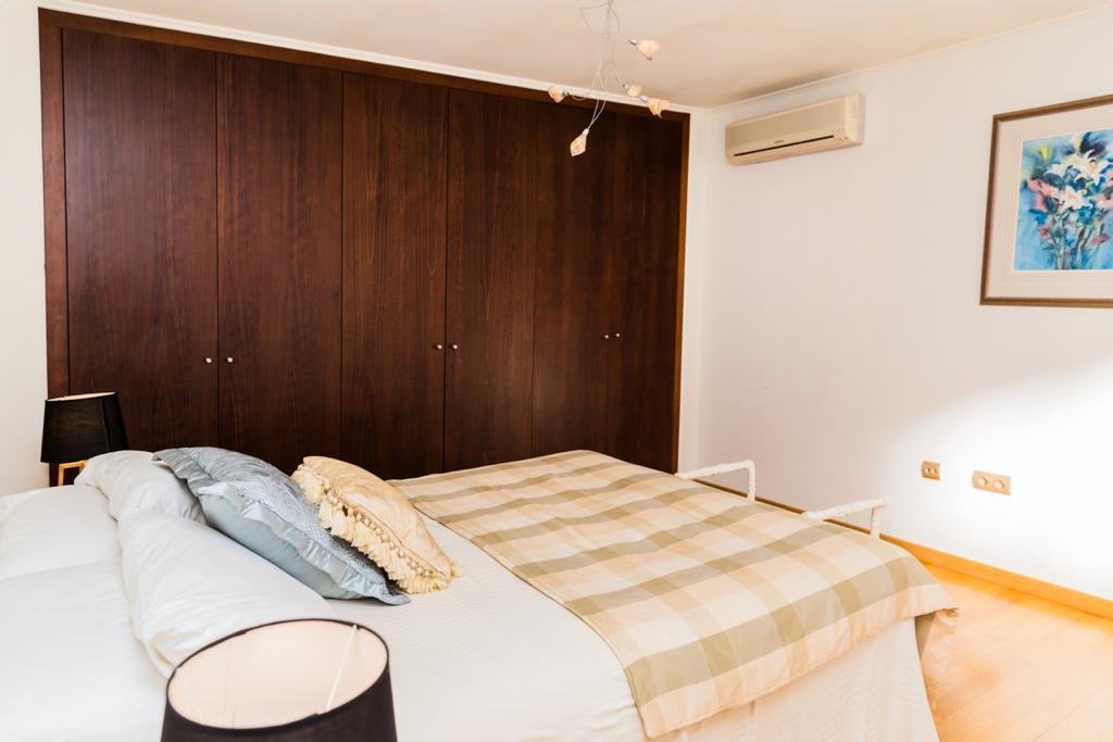Villa met zwembad en gastenappartement vlakbij Denia