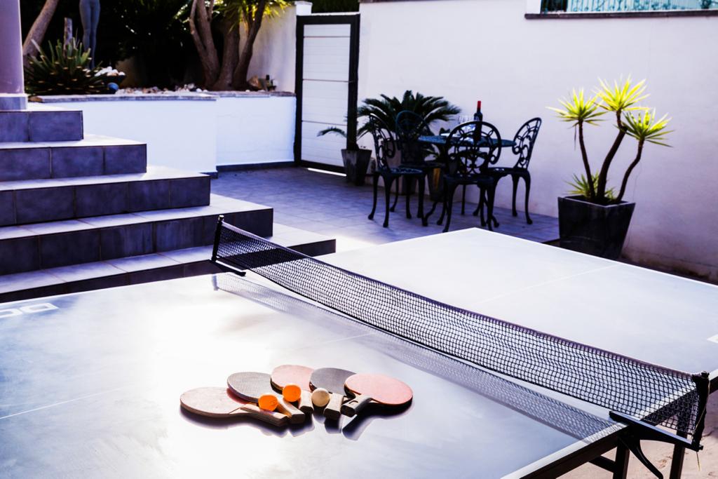 Villa met zwembad en gastenappartement vlakbij Denia