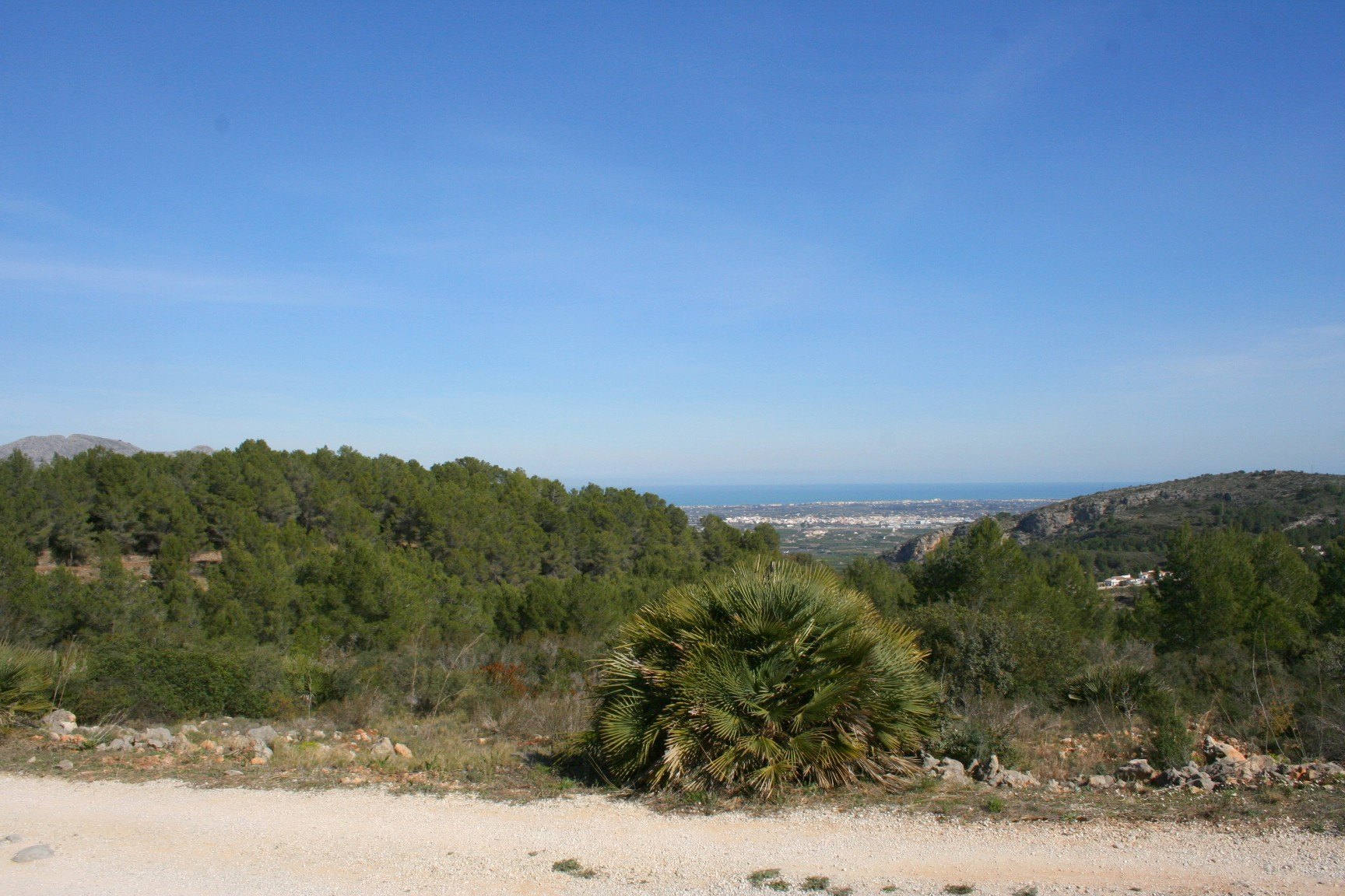 Parcela rústica de 10000 m2 con vistas al mar, Benidoleig